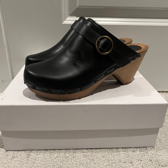 Isabel Marant Titya Leather Clogs with Wooden Heel - Picture 1 of 3